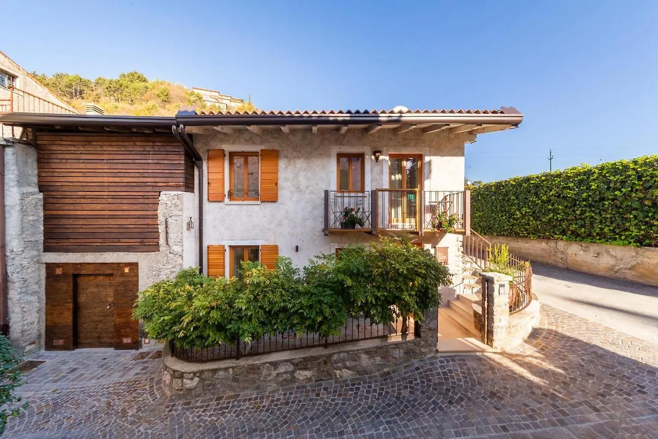 Borgo Cantagallo Casa Olivia 2 Tremosine 이탈리아